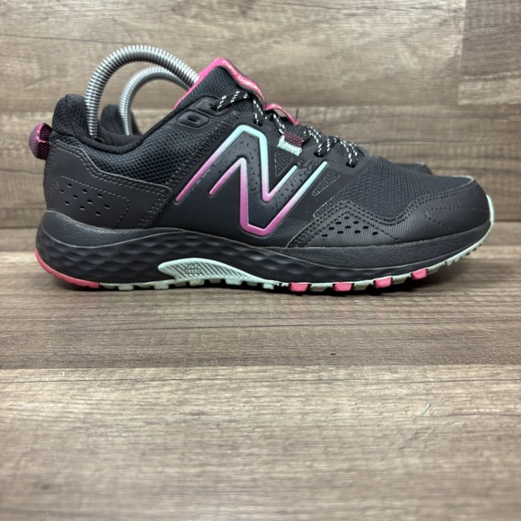 New Balance Shoes - New Balance 410 v8 Black Womens US Size 9 Wide EUR 40.5 WT410LC8 Running Shoes